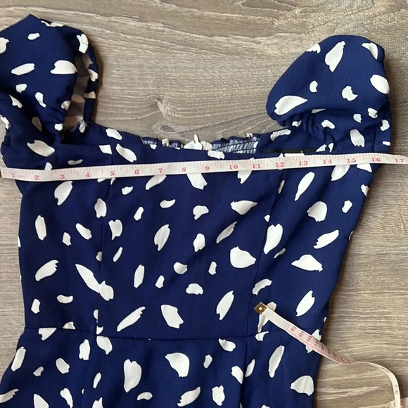 Kourt Cyra midi dress - Picture 12 of 14